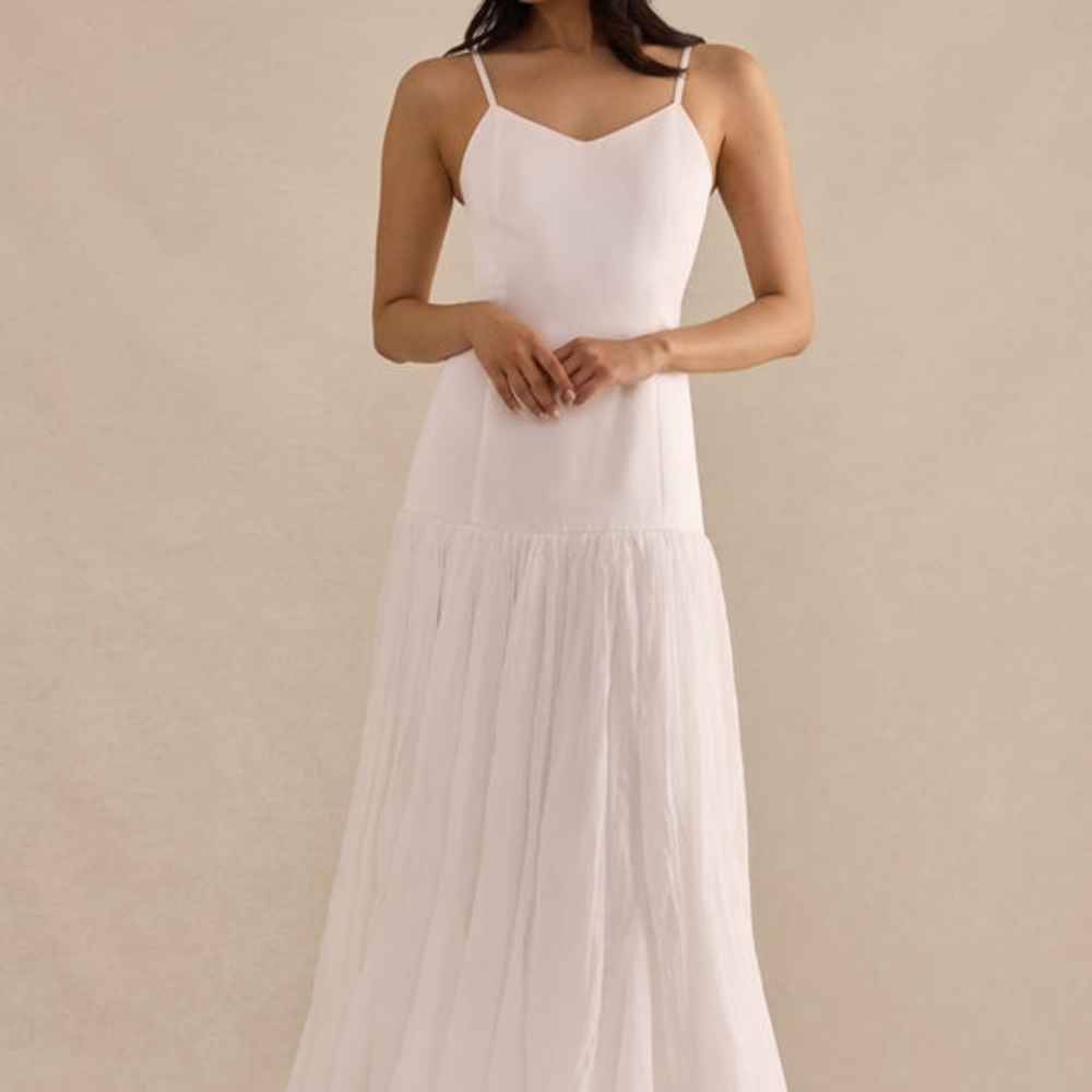 Elegant White Spaghetti Strap Dress